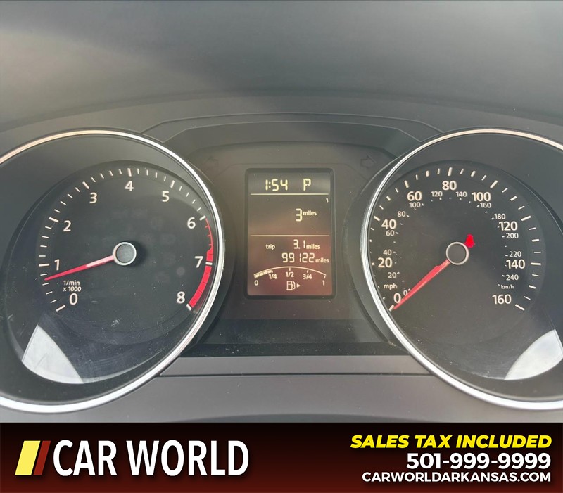 Volkswagen Jetta Sedan Vehicle Full-screen Gallery Image 20