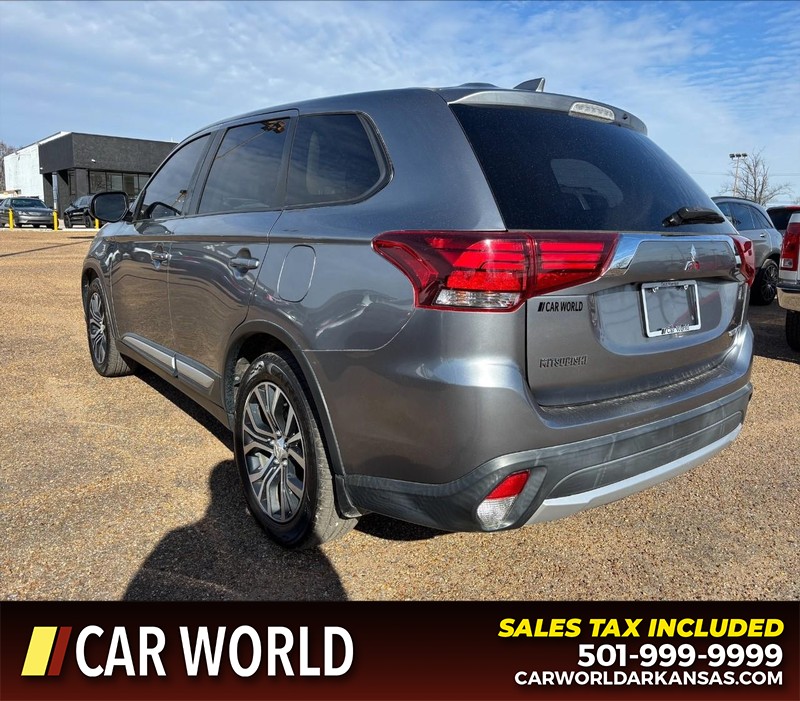 Mitsubishi Outlander Vehicle Full-screen Gallery Image 7