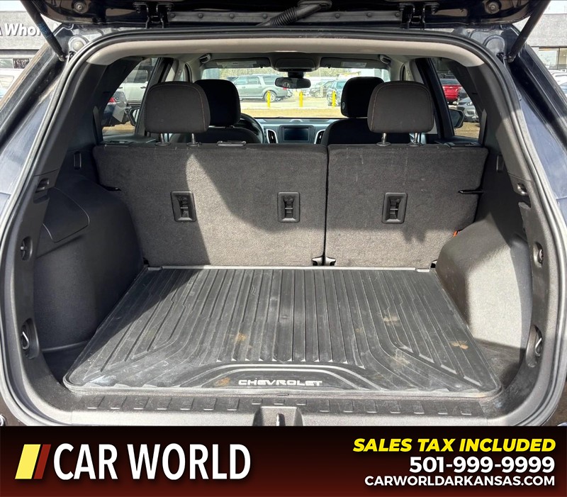 Chevrolet Equinox Vehicle Full-screen Gallery Image 6