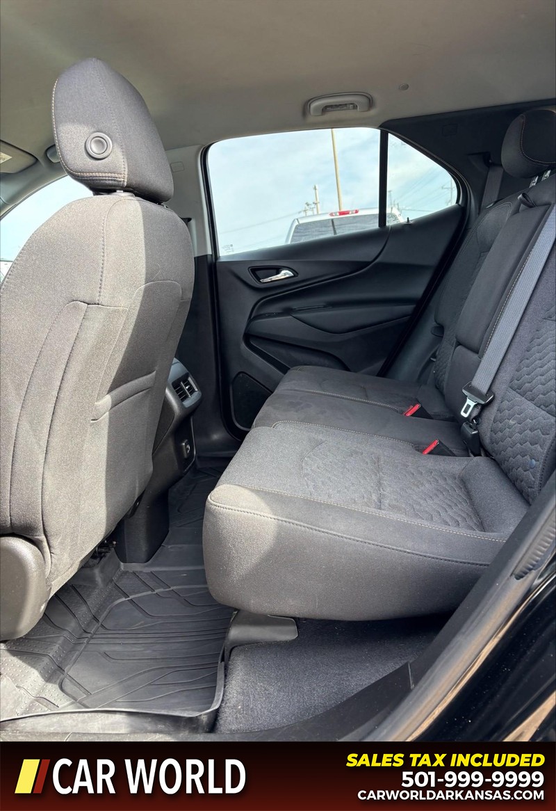 Chevrolet Equinox Vehicle Full-screen Gallery Image 15