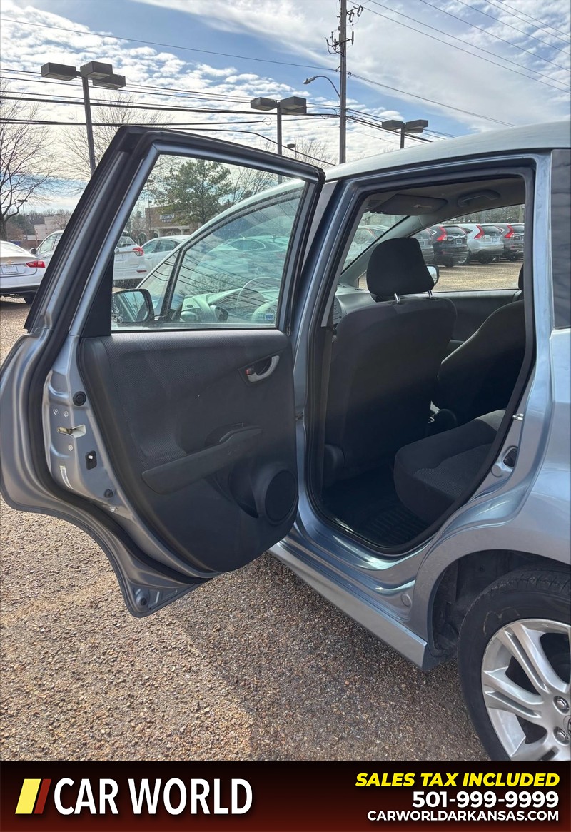 Honda Fit Vehicle Full-screen Gallery Image 14