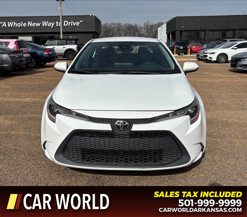 Toyota Corolla Vehicle Full-screen Gallery Image 10