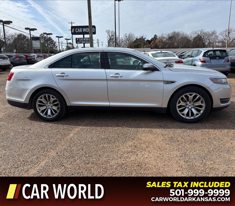 Ford Taurus Vehicle Full-screen Gallery Image 2