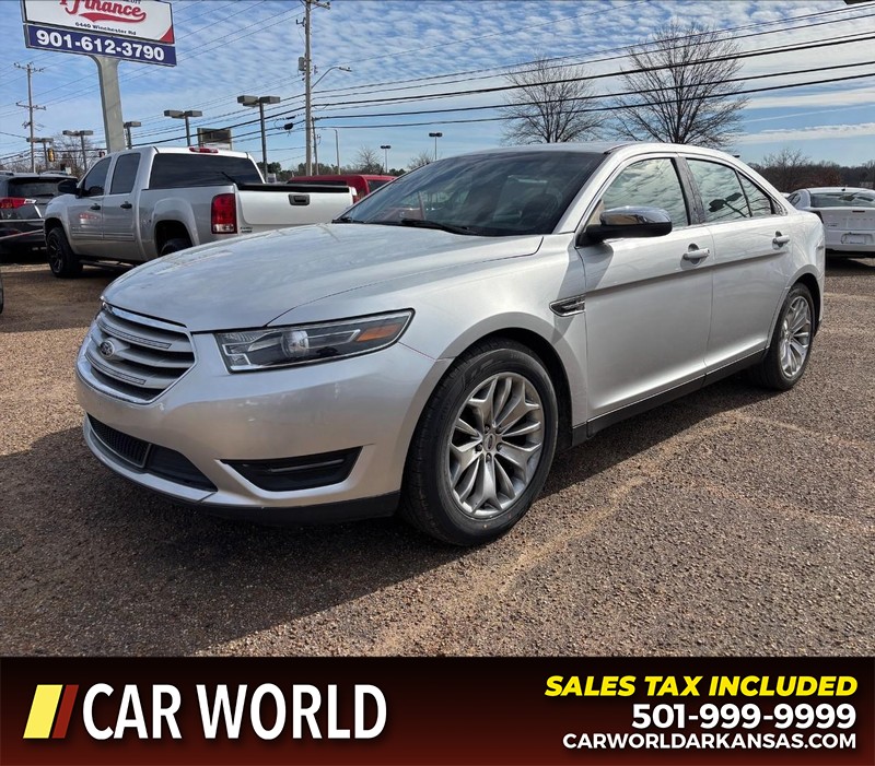 Ford Taurus Vehicle Full-screen Gallery Image 9