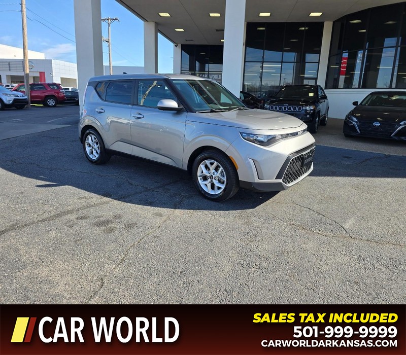 Kia Soul Vehicle Full-screen Gallery Image 2