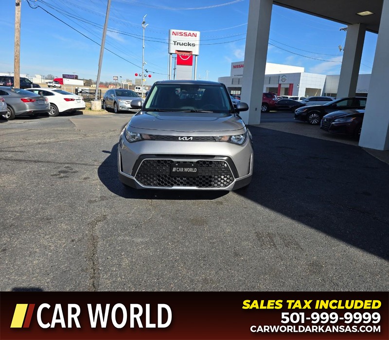 Kia Soul Vehicle Full-screen Gallery Image 3