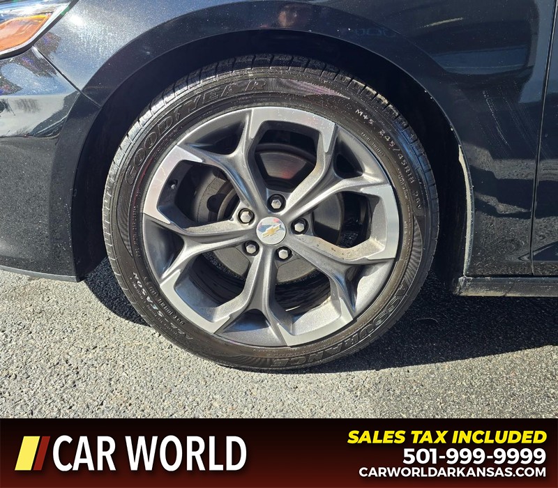 Chevrolet Malibu Vehicle Full-screen Gallery Image 6