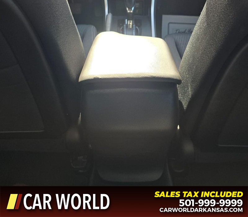 Honda Accord Sedan Vehicle Full-screen Gallery Image 20