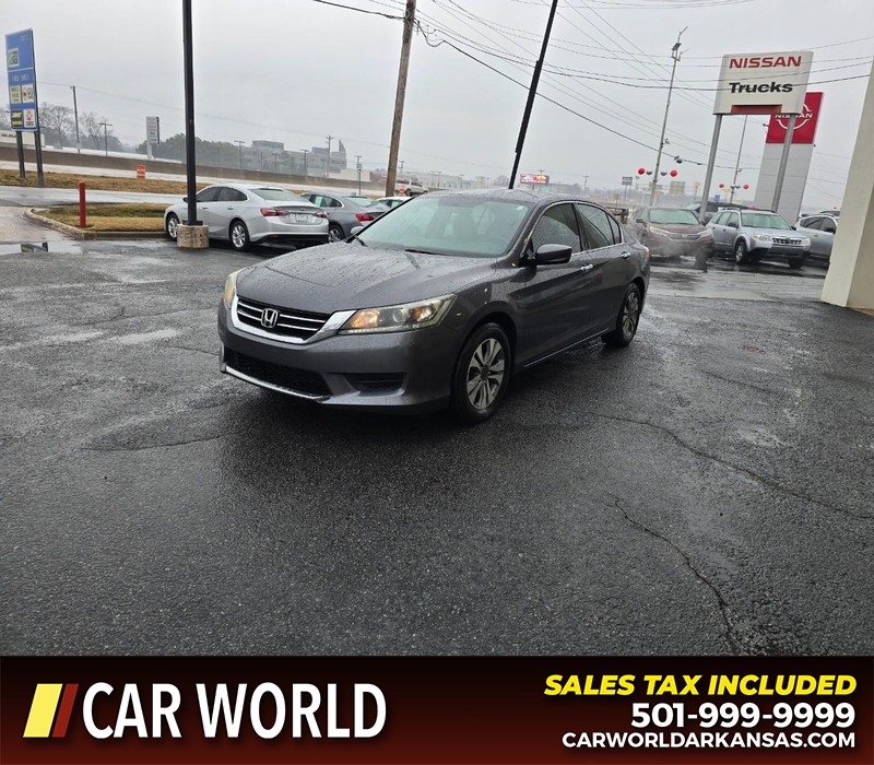 Honda Accord Sedan Vehicle Full-screen Gallery Image 3