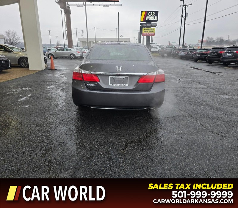 Honda Accord Sedan Vehicle Full-screen Gallery Image 5