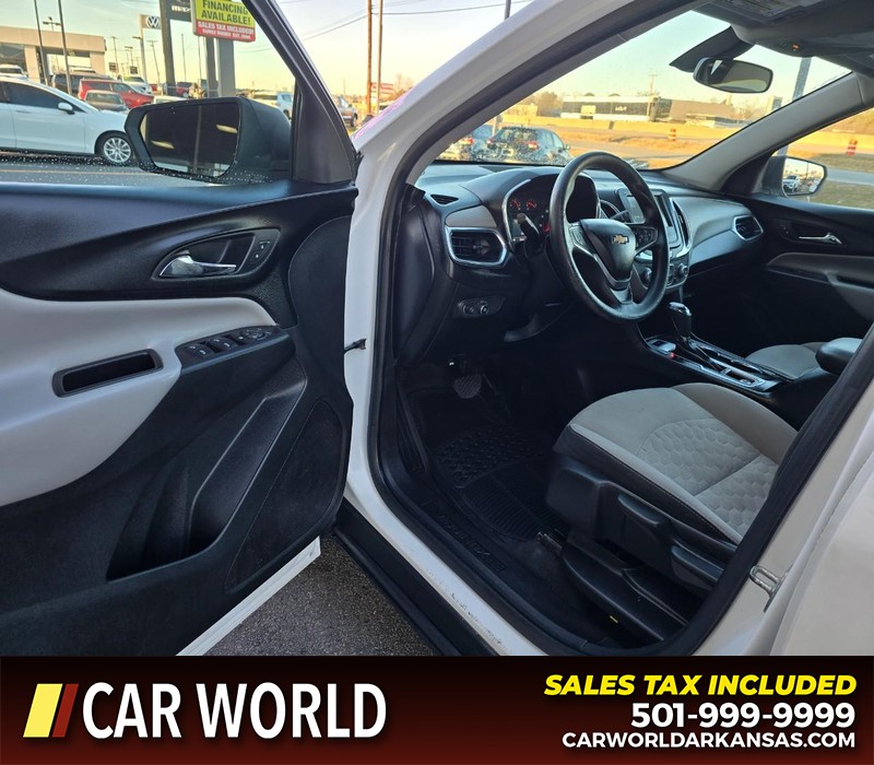 Chevrolet Equinox Vehicle Full-screen Gallery Image 7