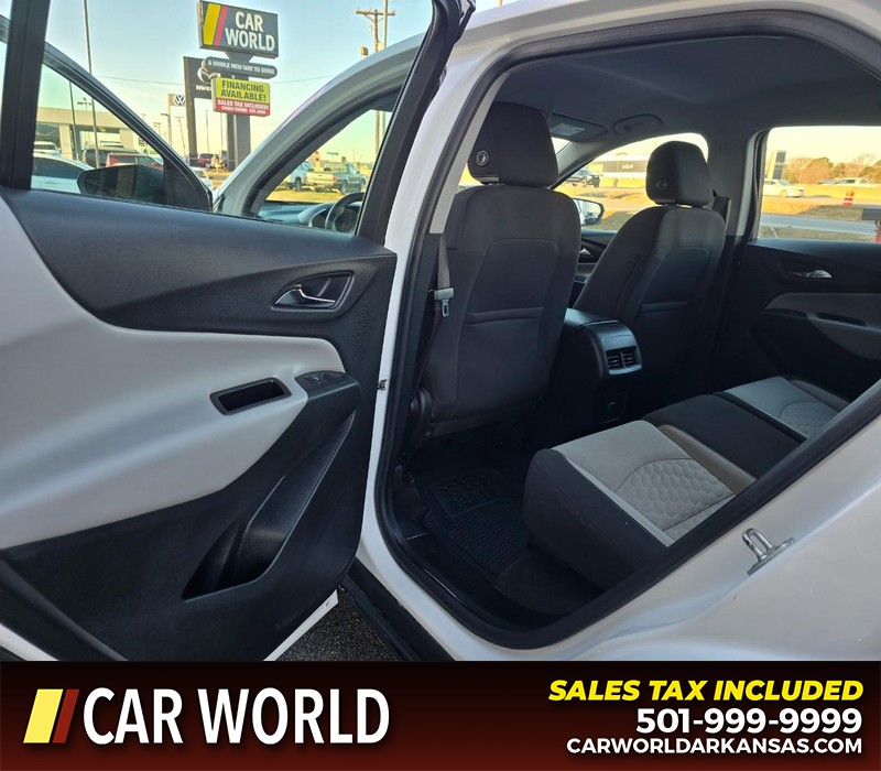 Chevrolet Equinox Vehicle Full-screen Gallery Image 9