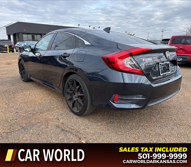 Honda Civic Sedan Vehicle Full-screen Gallery Image 7