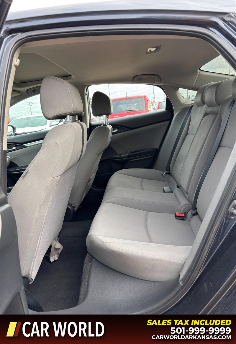 Honda Civic Sedan Vehicle Full-screen Gallery Image 15