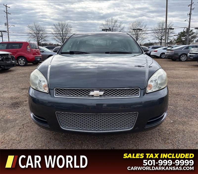 Chevrolet Impala Limited Vehicle Full-screen Gallery Image 10