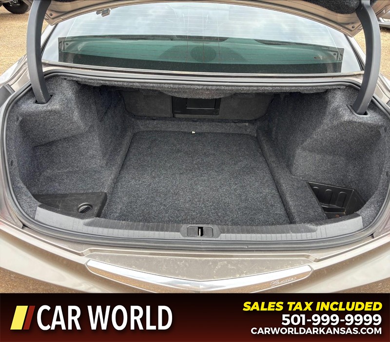 Cadillac ATS Vehicle Full-screen Gallery Image 6