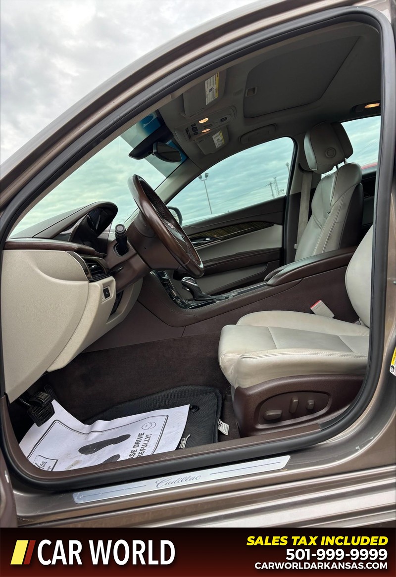 Cadillac ATS Vehicle Full-screen Gallery Image 13