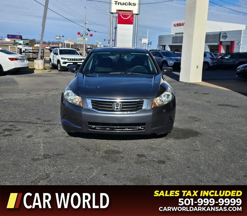 Honda Accord Sedan Vehicle Full-screen Gallery Image 2