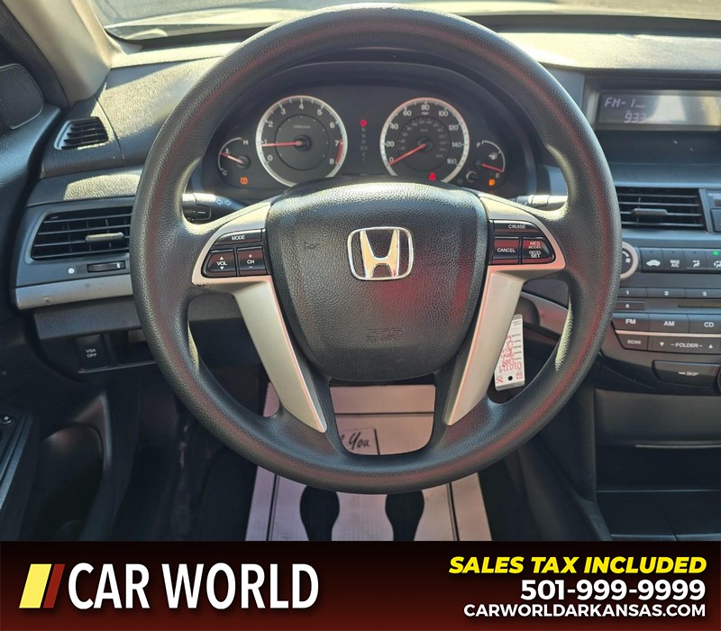Honda Accord Sedan Vehicle Full-screen Gallery Image 14