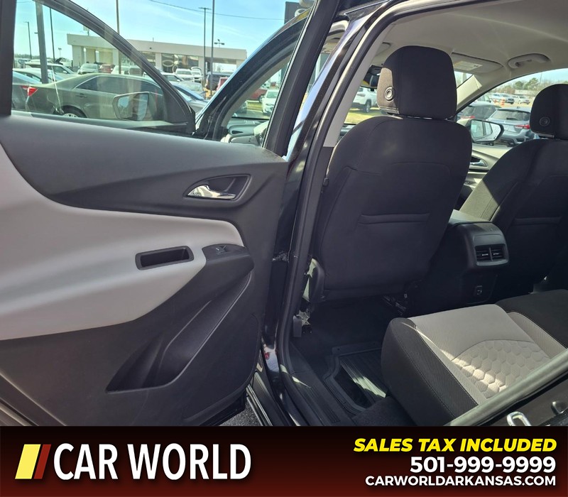 Chevrolet Equinox Vehicle Full-screen Gallery Image 9