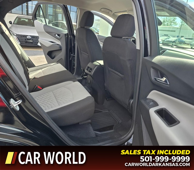 Chevrolet Equinox Vehicle Full-screen Gallery Image 12