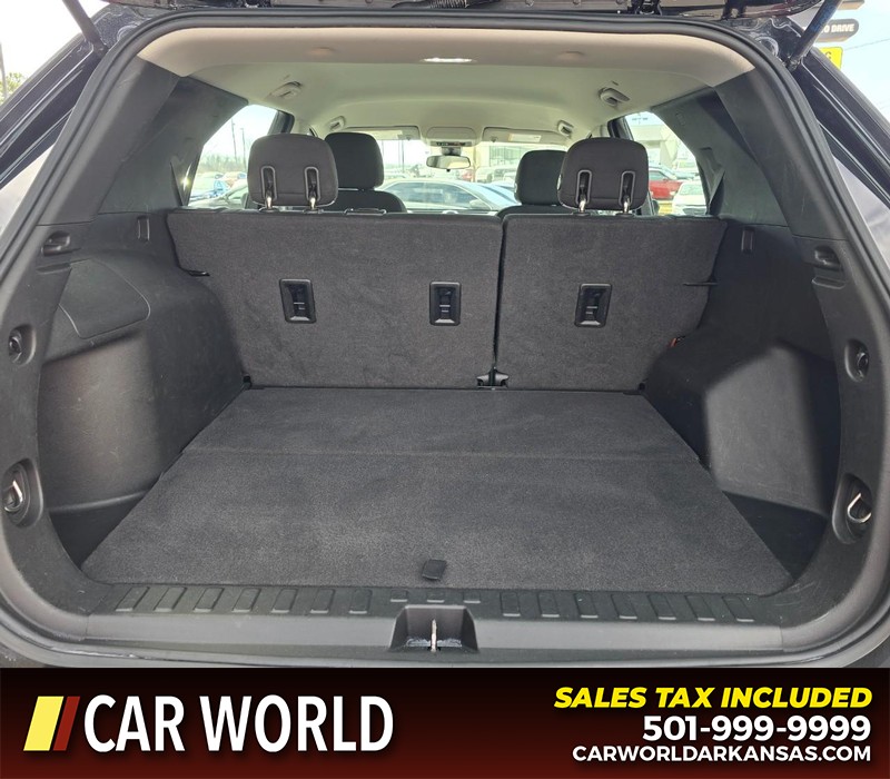 Chevrolet Equinox Vehicle Full-screen Gallery Image 13