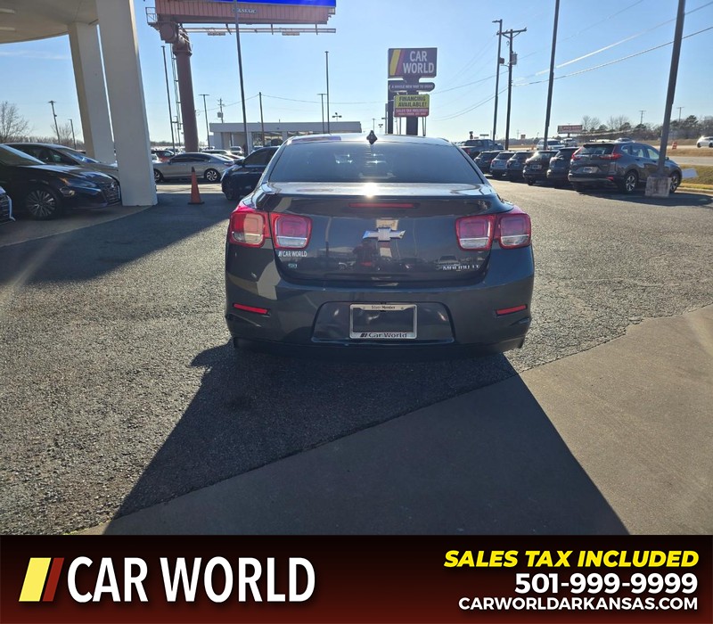 Chevrolet Malibu Vehicle Full-screen Gallery Image 5