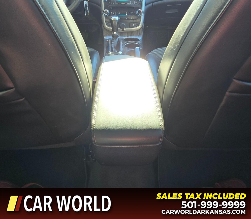 Chevrolet Malibu Vehicle Full-screen Gallery Image 20