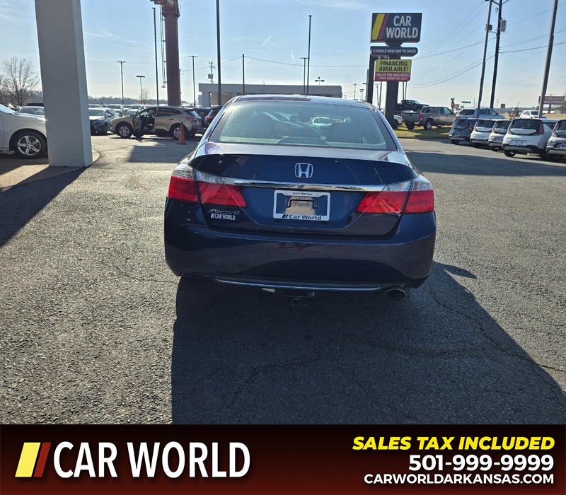 Honda Accord Sedan Vehicle Full-screen Gallery Image 5