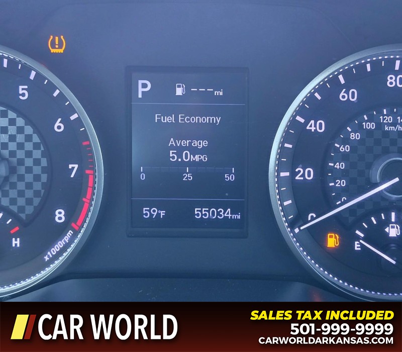 Hyundai Elantra Vehicle Full-screen Gallery Image 16