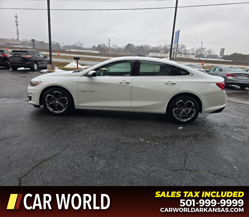 Chevrolet Malibu Vehicle Full-screen Gallery Image 4