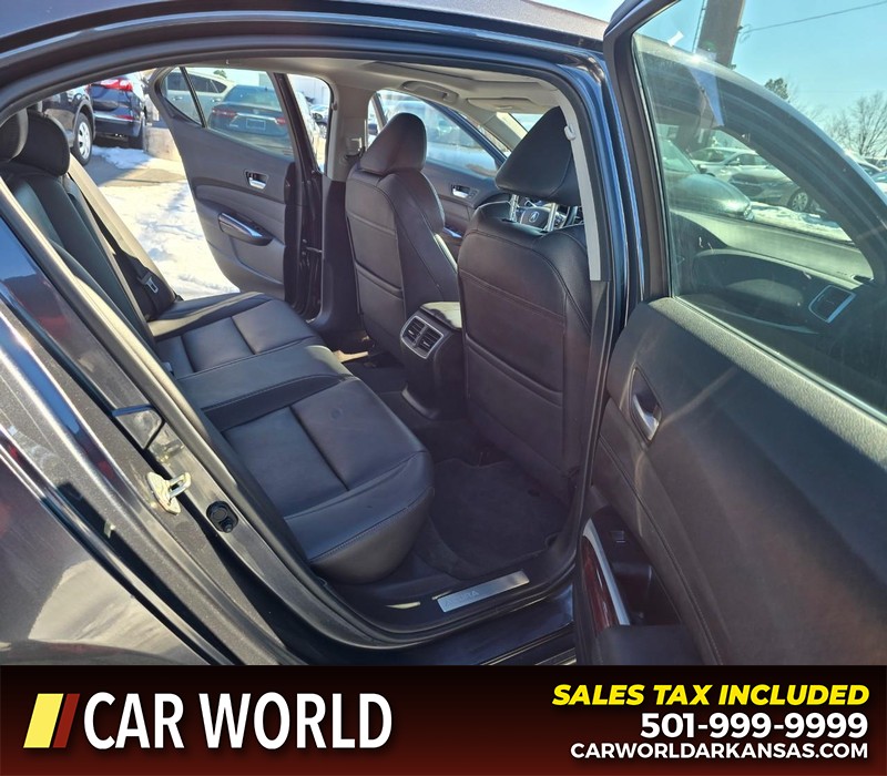 Acura TLX Vehicle Full-screen Gallery Image 12