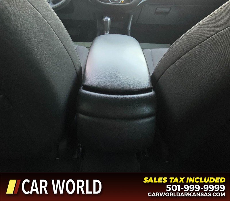 Chevrolet Malibu Vehicle Full-screen Gallery Image 19