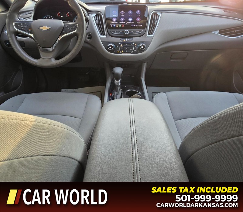 Chevrolet Malibu Vehicle Full-screen Gallery Image 18