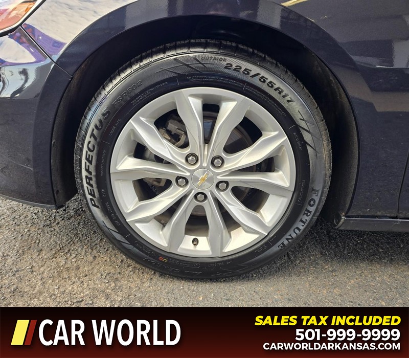 Chevrolet Malibu Vehicle Full-screen Gallery Image 6