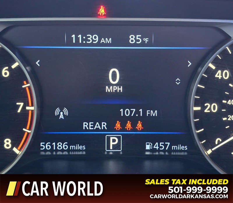 Nissan Altima Vehicle Full-screen Gallery Image 16