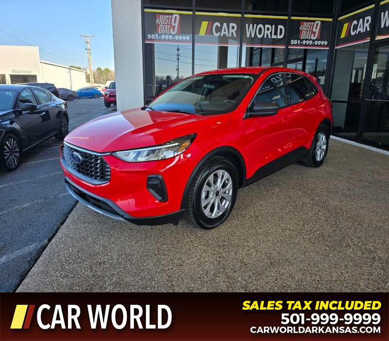 Ford Escape Vehicle Full-screen Gallery Image 3