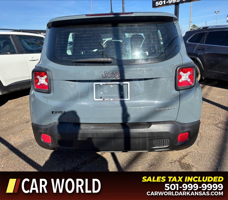 Jeep Renegade Vehicle Full-screen Gallery Image 7