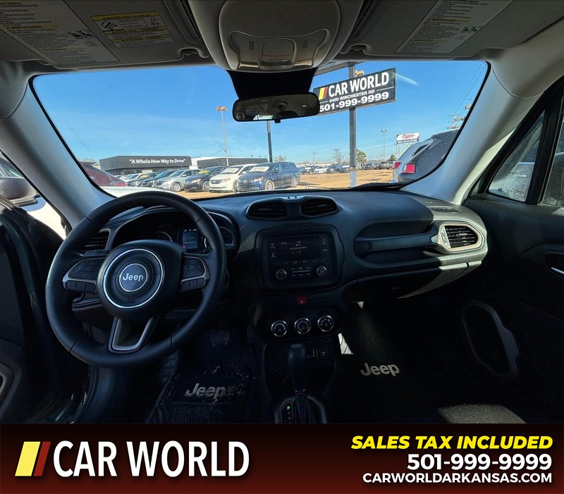 Jeep Renegade Vehicle Full-screen Gallery Image 16