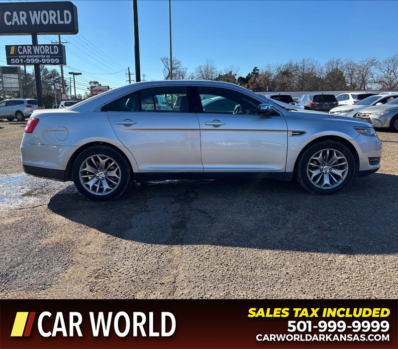 Ford Taurus Vehicle Full-screen Gallery Image 2