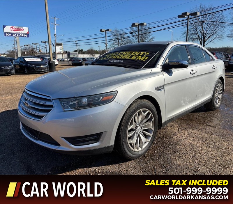 Ford Taurus Vehicle Full-screen Gallery Image 9