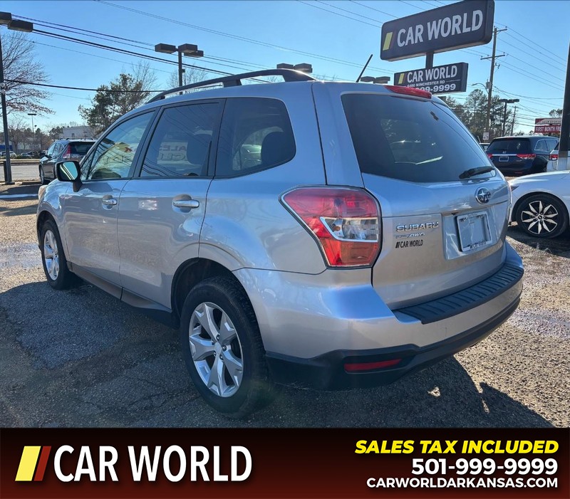 Subaru Forester Vehicle Full-screen Gallery Image 7