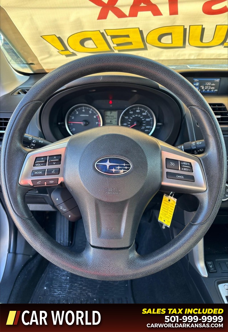 Subaru Forester Vehicle Full-screen Gallery Image 19