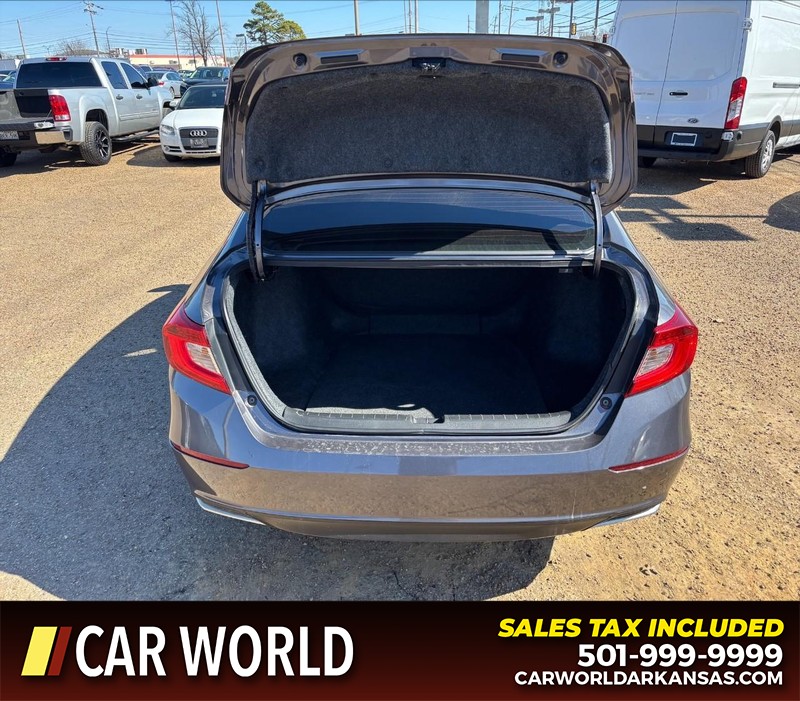 Honda Accord Sedan Vehicle Full-screen Gallery Image 5