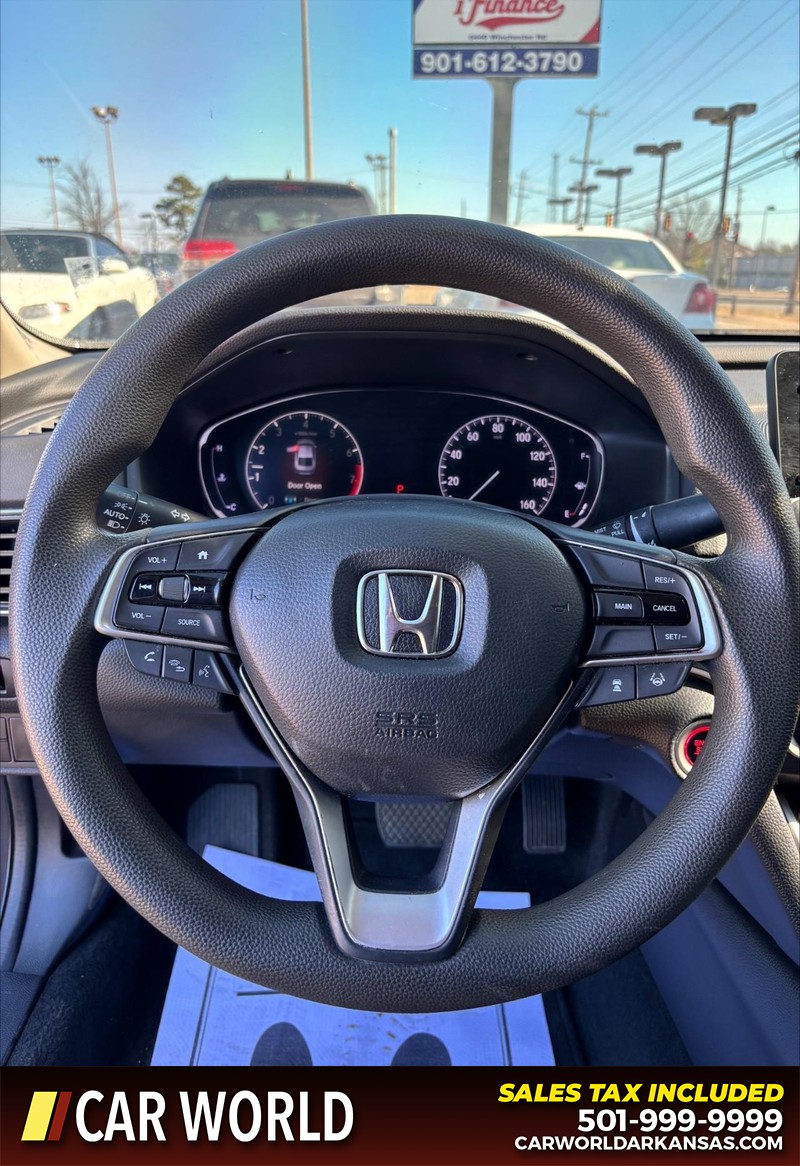 Honda Accord Sedan Vehicle Full-screen Gallery Image 19