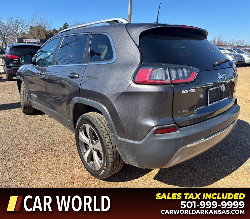 Jeep Cherokee Vehicle Full-screen Gallery Image 7