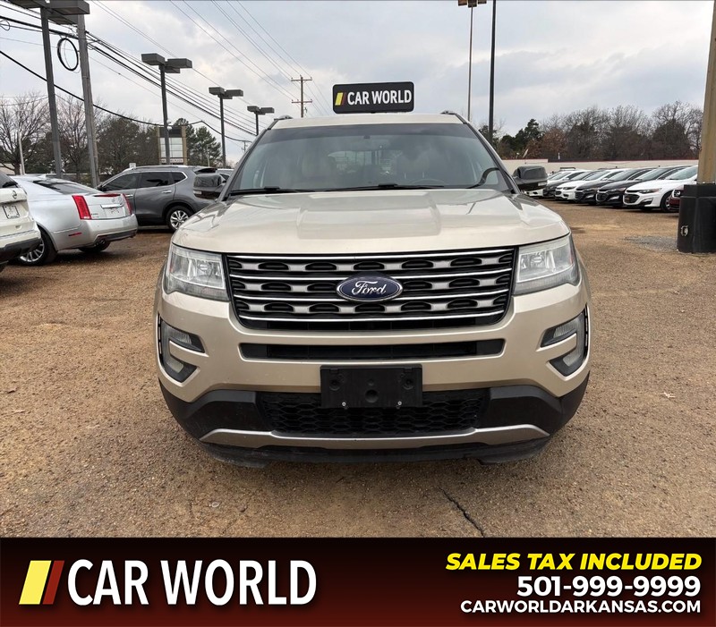 Ford Explorer Vehicle Full-screen Gallery Image 10