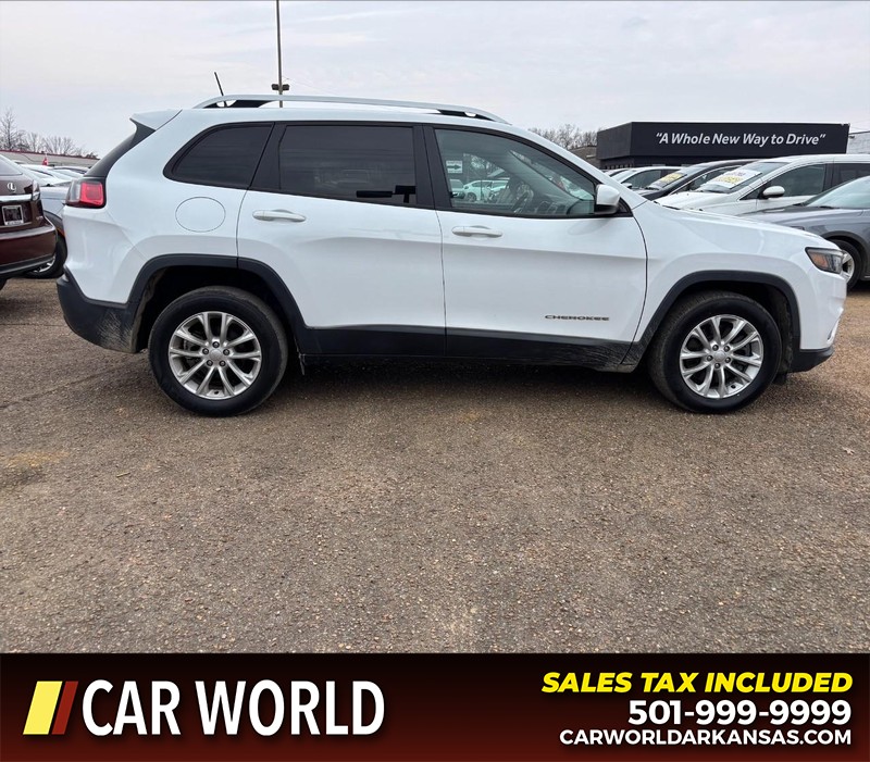 Jeep Cherokee Vehicle Full-screen Gallery Image 2