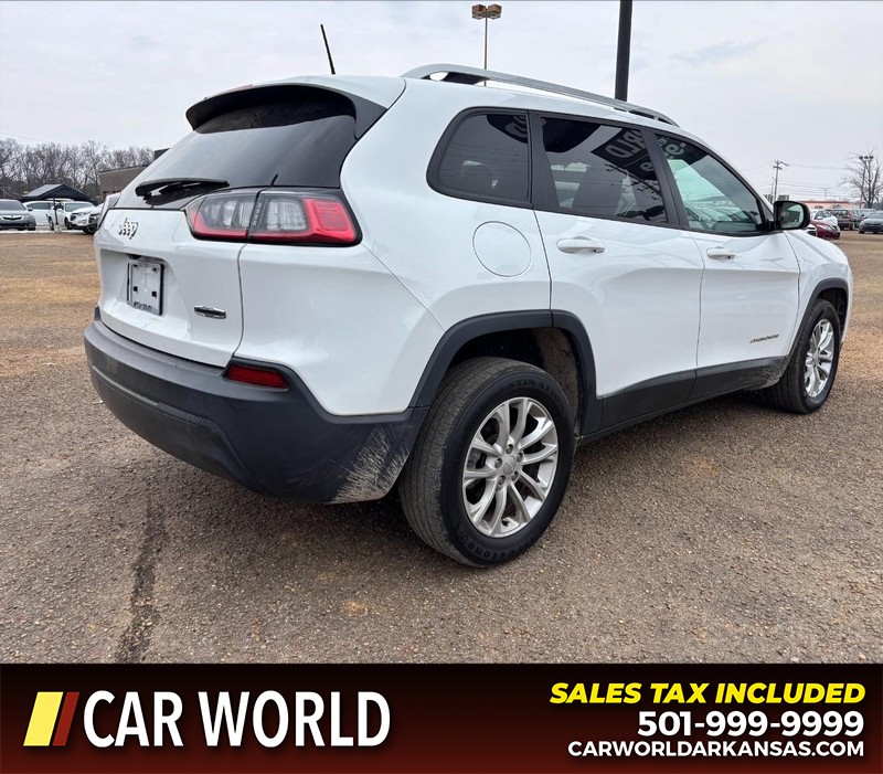 Jeep Cherokee Vehicle Full-screen Gallery Image 3