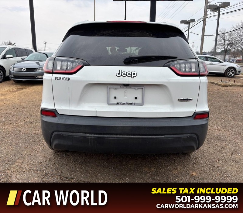 Jeep Cherokee Vehicle Full-screen Gallery Image 4